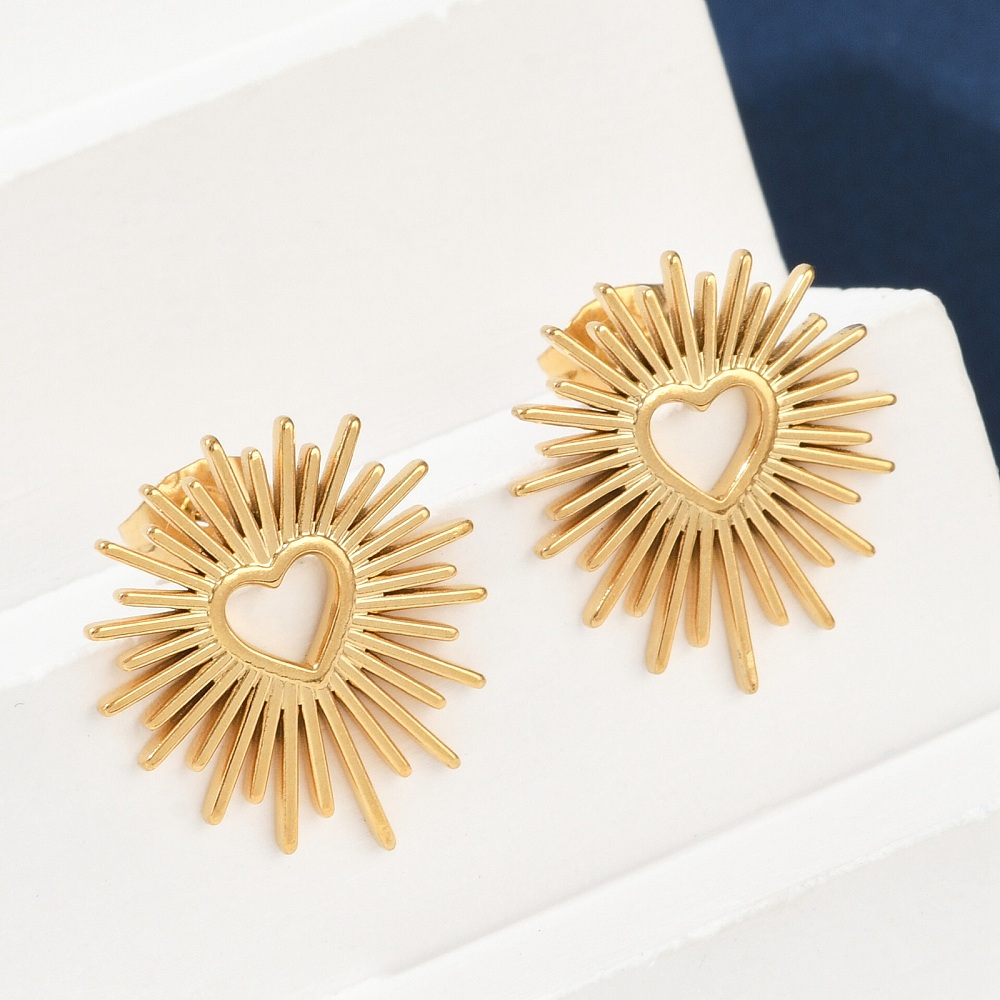 Aros Corazón de Acero con Baño Dorado 18K