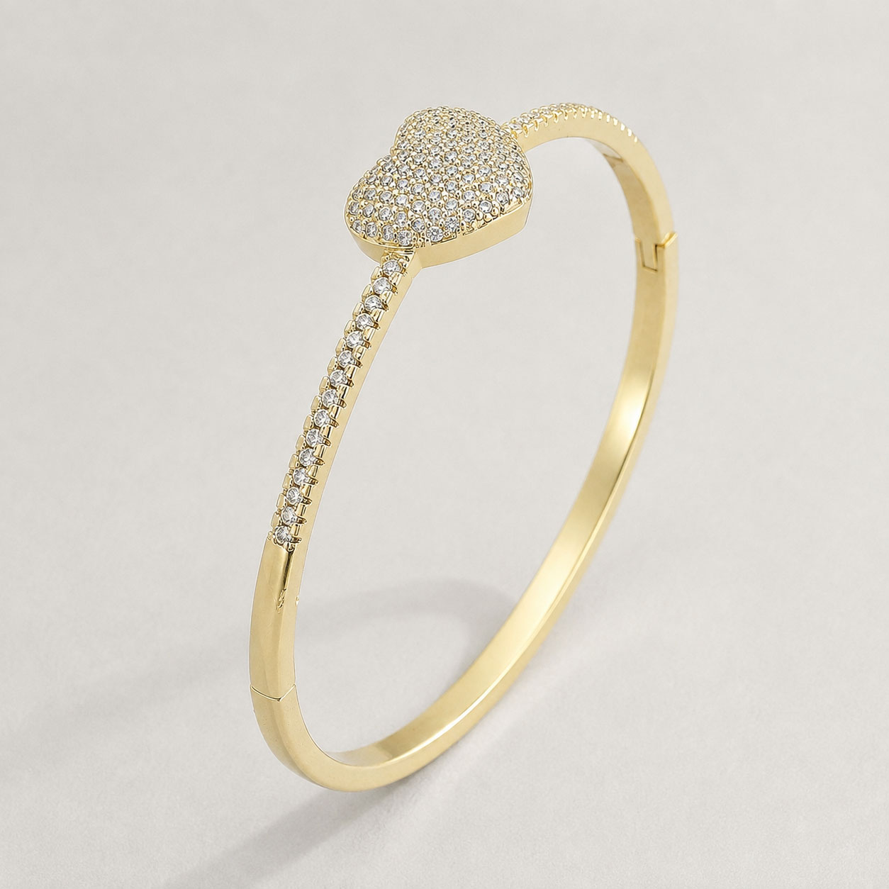 Brazalete Corazón Acero Oro 18k 