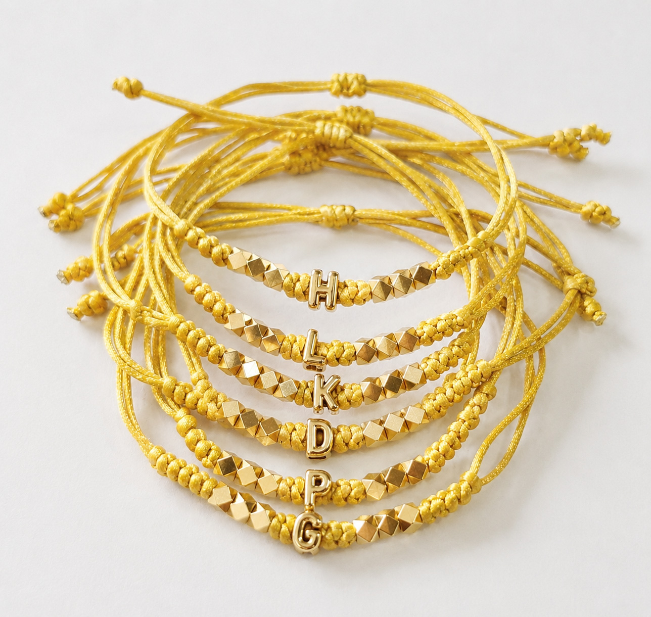 Pulsera Dije Inicial Cordón Dorado - Baño Oro 18k