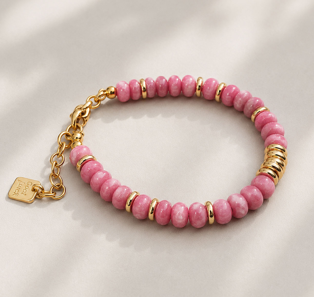 Pulsera de piedras Jade Natural y Acero Oro 18k Cereza
