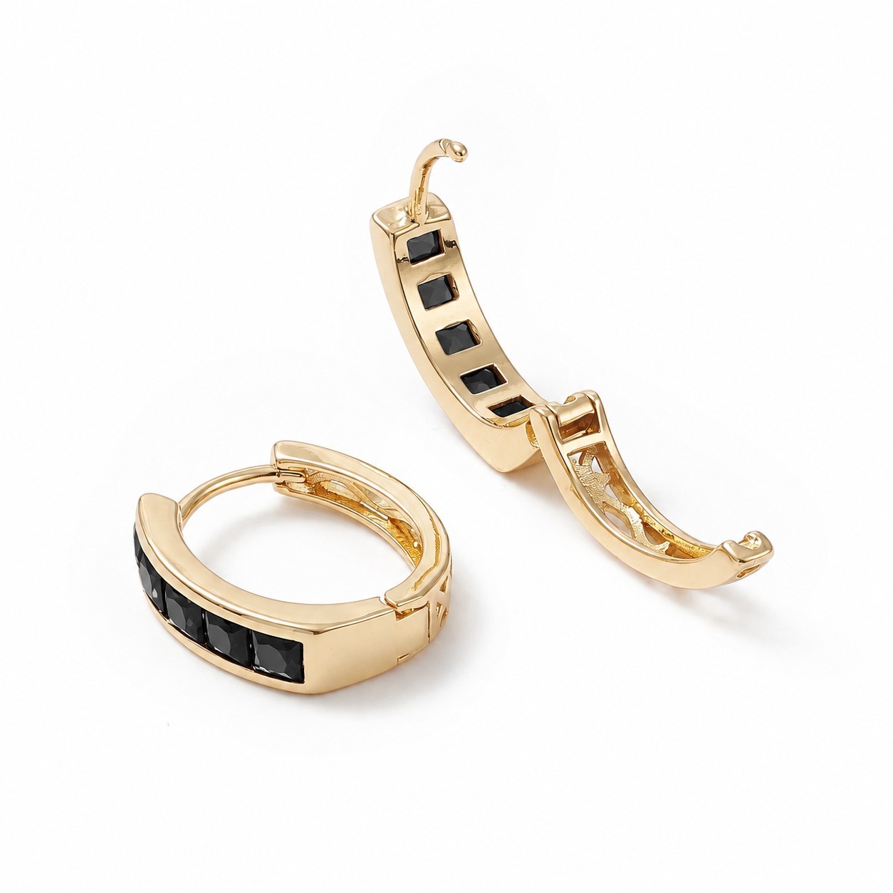 Aros Argolla con Cubic Zirconia Negro Baño de Oro 18k — foto 3