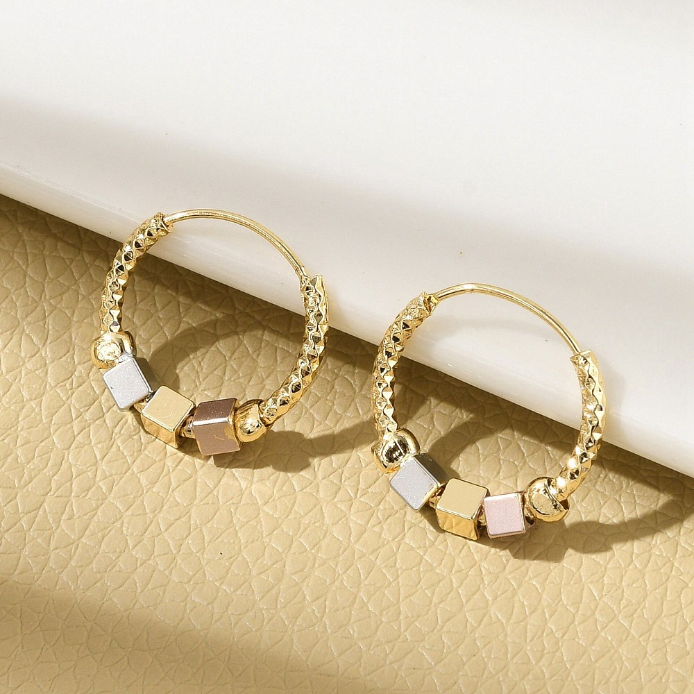 Aros Argolla con Detalles de Cubos Baño de Oro — foto 5